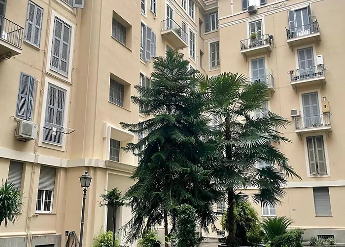 Colosseum Hub Apartment *